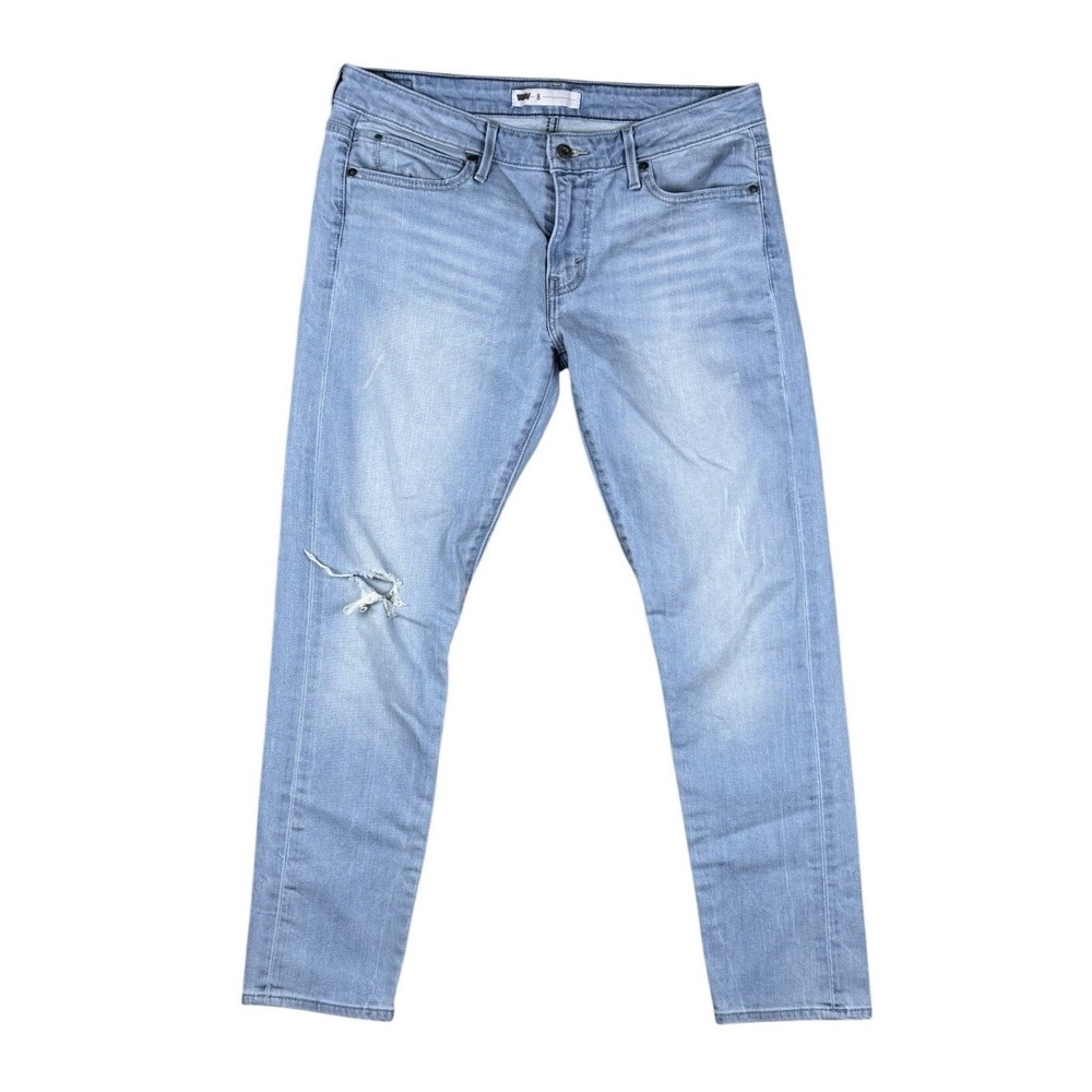Levi's Jeans Women's Size‎ 8M Light Wash Slim Fit Distressed Knee W29 L32